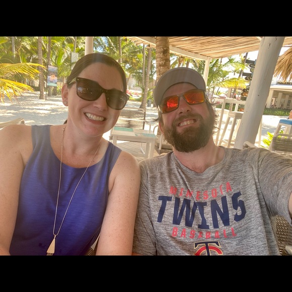 Meet your Posher, Danielle - Picture 1 of 1